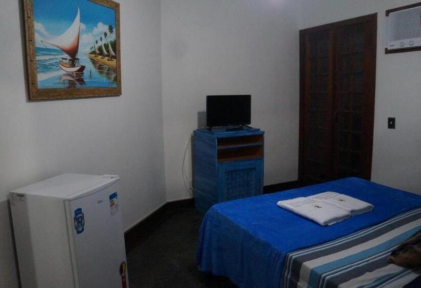Quarto Triplo Estandar Vista Piscina, Pousada Beirute