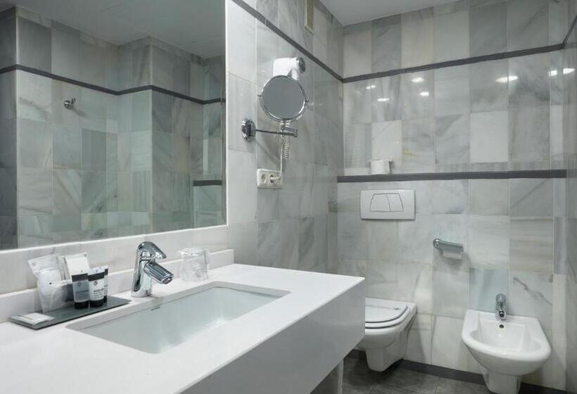Quarto Basic, Maestranza