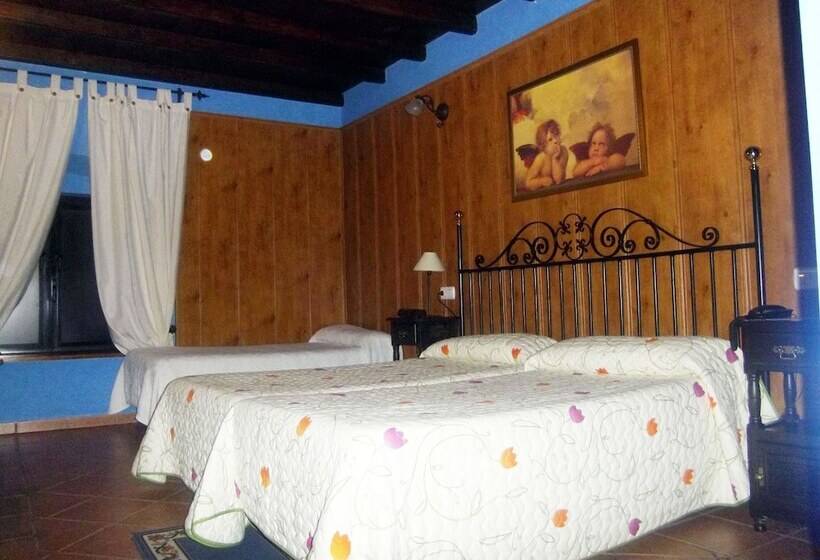 Номер Стандарт Трехместный, Hospedium Hotel Rural Soterraña