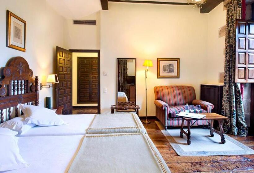 スタンダードルーム, Parador De Santillana Gil Blas