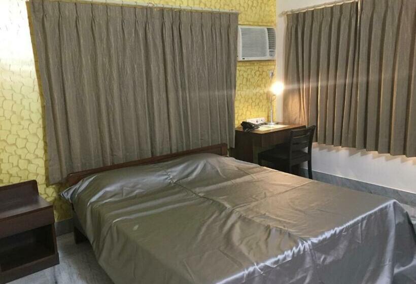 豪华房间, Dorota House