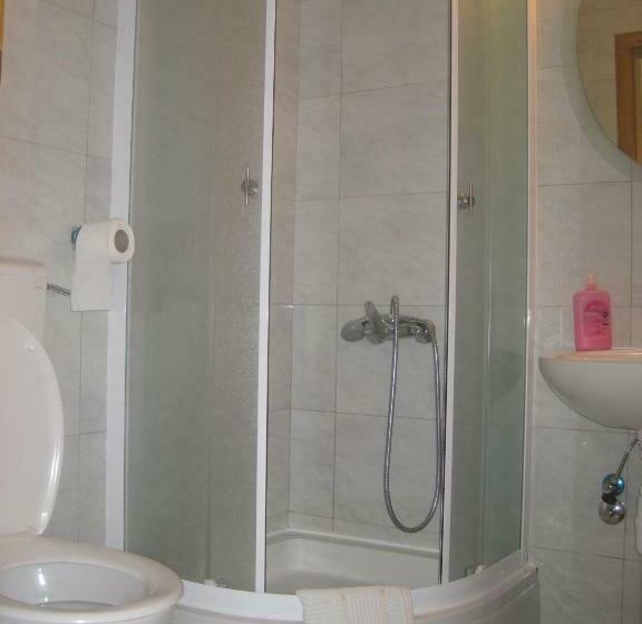 اتاق استاندارد سه نفره, Rooms Ivan Popić