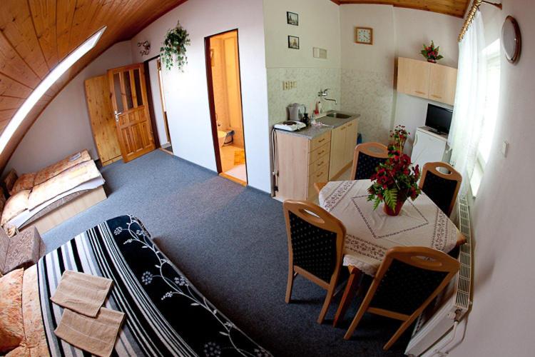 דירת חדר, Pension Karst Blansko