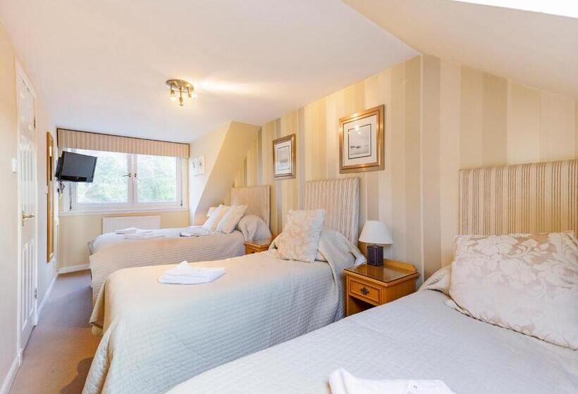 Четырехместный Номер Стандарт, Arden Guest House