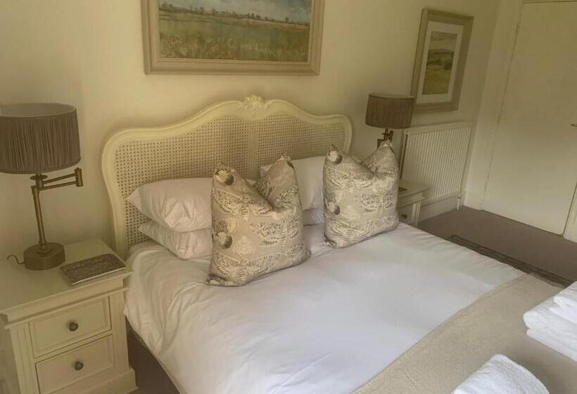Номер Стандарт, Scarborough Hill Country Inn