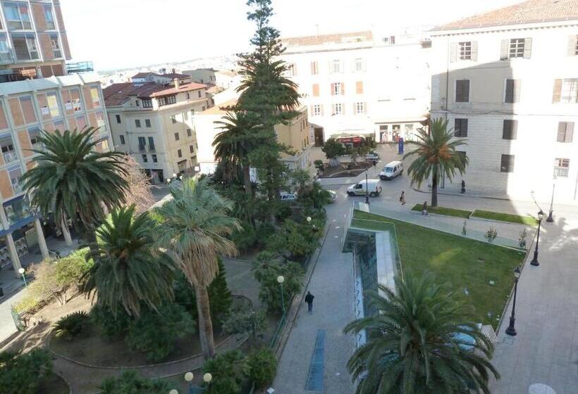 اتاق استاندارد با چشم‌انداز باغ, Il Castello Guest House