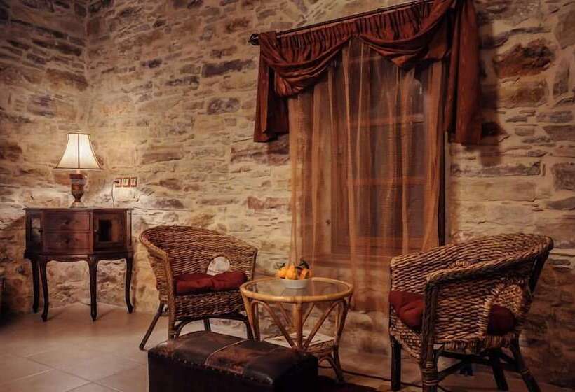جناح سوبيريور, Mouzaliko Guesthouse Mansion