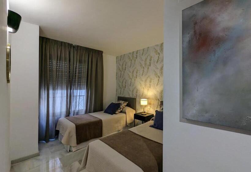 Апартаменты 3 Спальни, Benabola Hotel & Suites