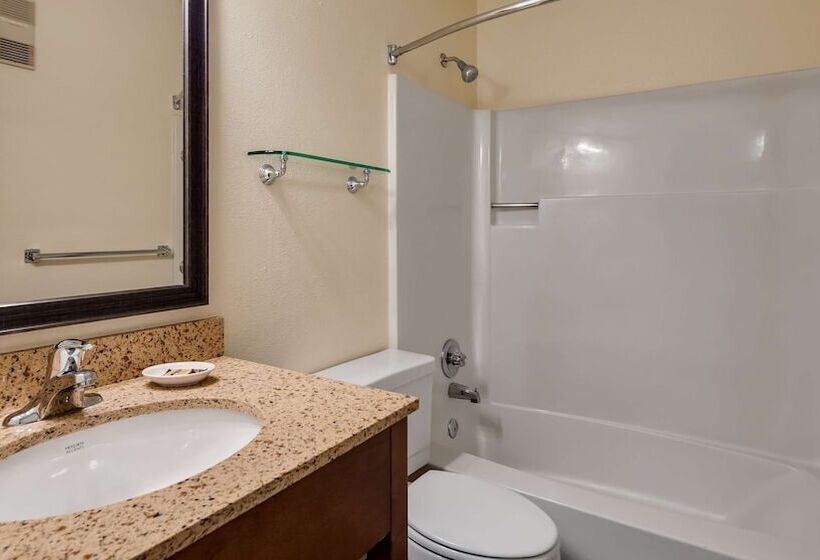Номер Стандарт 2 Двуспальные Кровати, Best Western Plus Windjammer Inn & Conference Center