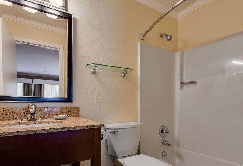 Номер Стандарт 2 Двуспальные Кровати, Best Western Plus Windjammer Inn & Conference Center