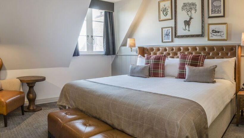 Номер Deluxe, De Vere Tortworth Court