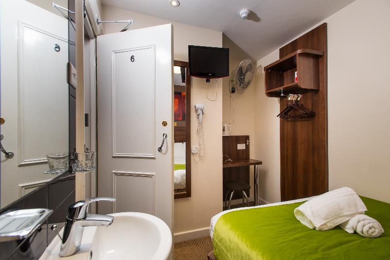 标准间, Marble Arch Inn