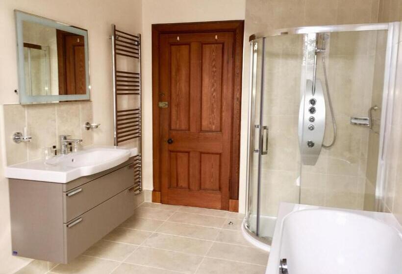 Номер Superior Кровать Кинг, Dalrachney Lodge