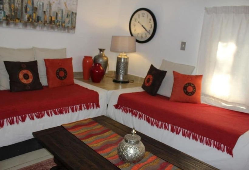 Номер Стандарт, The Sabie Town House Guest Lodge