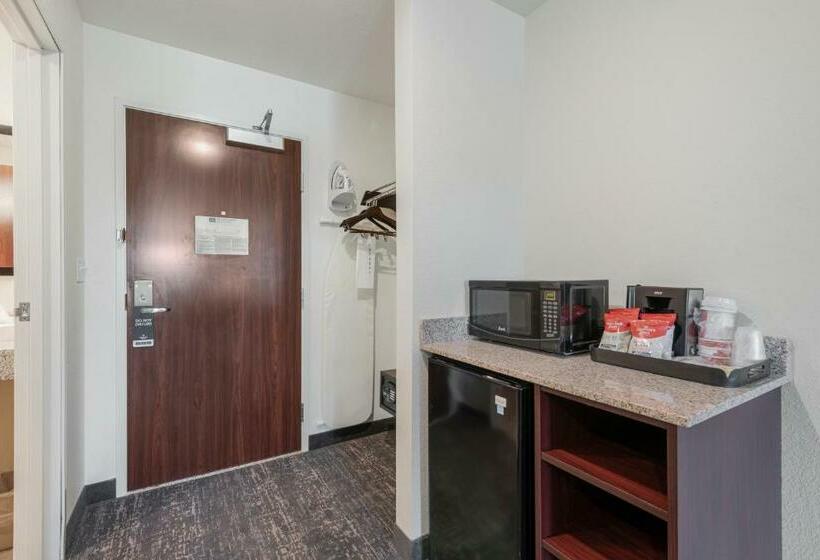 Стандартный Номер Кровать Кинг, Cobblestone Hotel & Suites   Urbana
