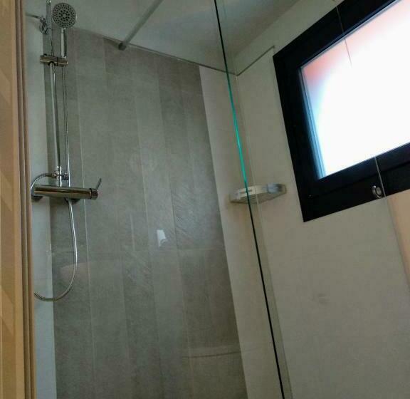 Номер Стандарт, Hostal Canton Plaza