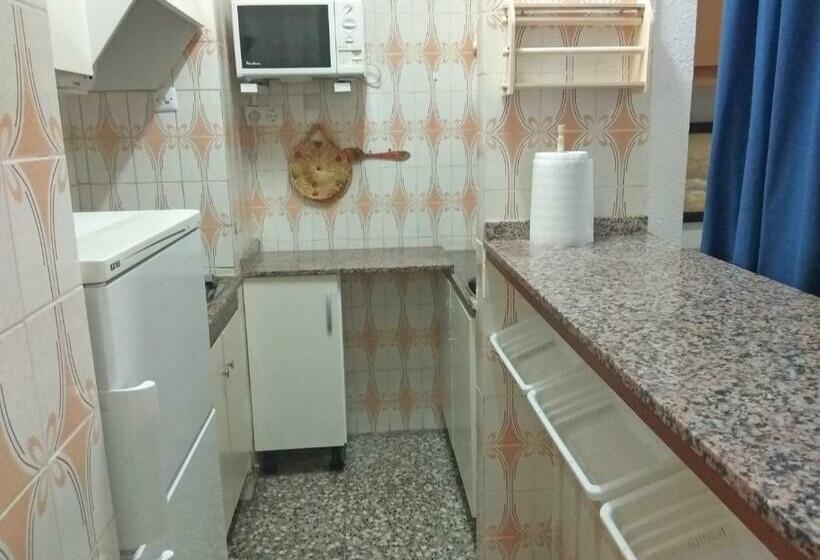 Escritório Estándar, Apartamentos Voramar 3000