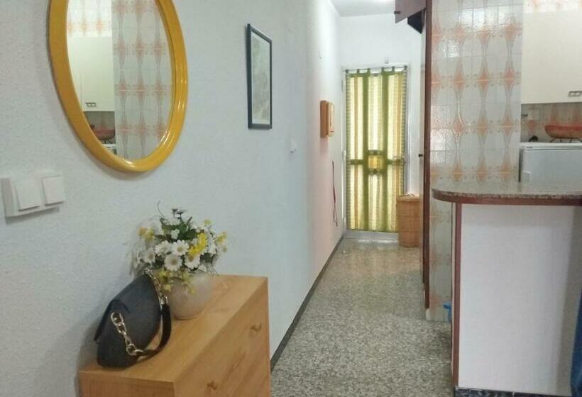 Escritório Estándar, Apartamentos Voramar 3000