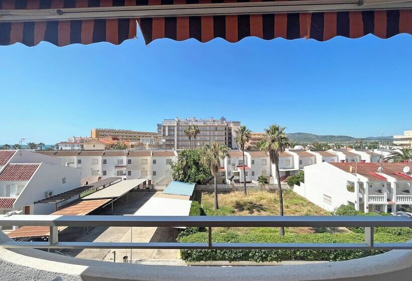 スタンダードスタジオ, Apartamentos Voramar 3000