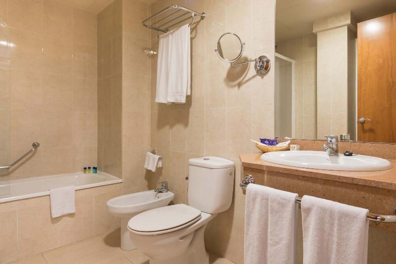 オーシャンビュースタンダードルーム, htop Pineda Palace & Spa 4* Sup - Adults Only