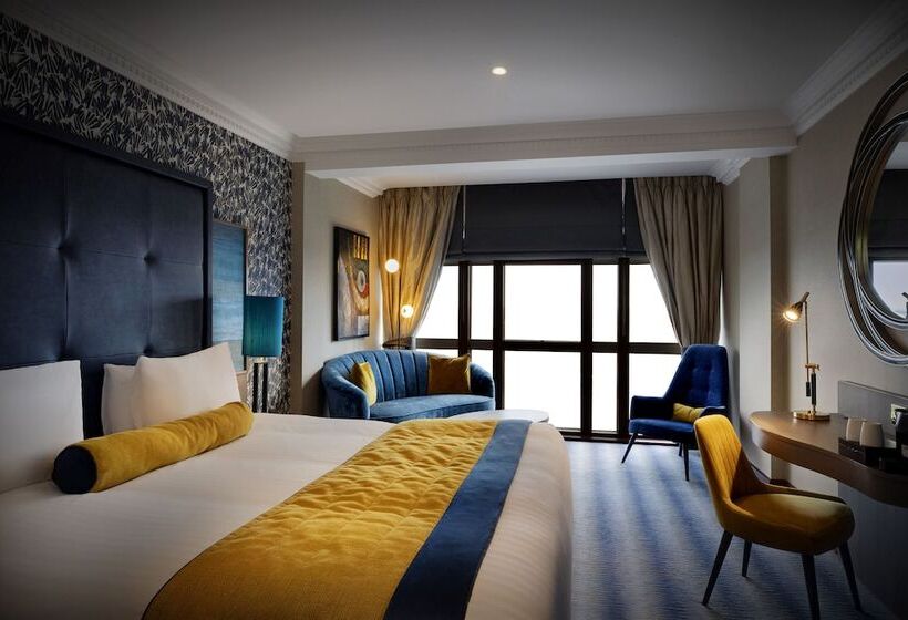 Номер Executive, Leonardo Royal Hotel London City   Tower Of London