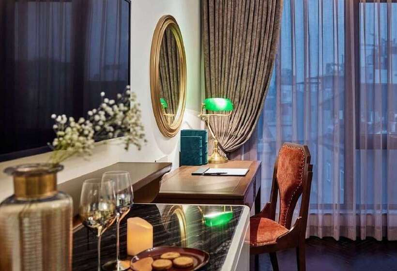 سوییت, Peridot Grand Luxury Boutique