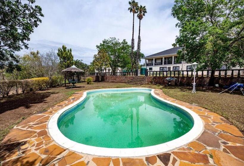 Трехместный Номер Базовый, Bougainvilla Guest House