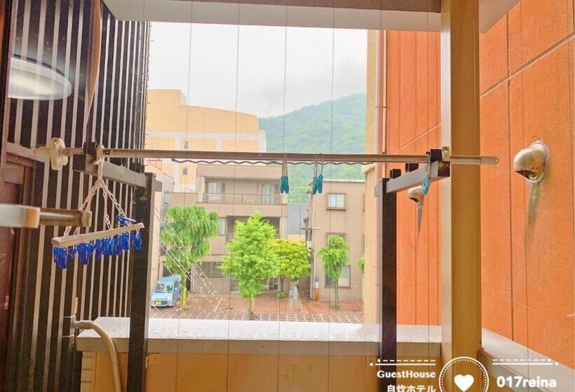 Номер Стандарт, Petithotel017全室ミニキッチン付きファミリルーム 飲食街中心 阿波踊り会館7分 文理 徳島大学 アスティとくしま車8分