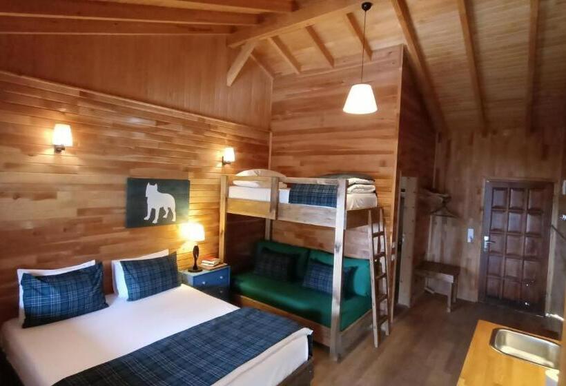 Четырехместный Номер Стандарт с Балконом, Lycia Nature House