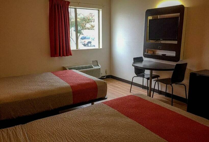 Четырехместный Номер Deluxe, Motel 6 Woodway, Tx