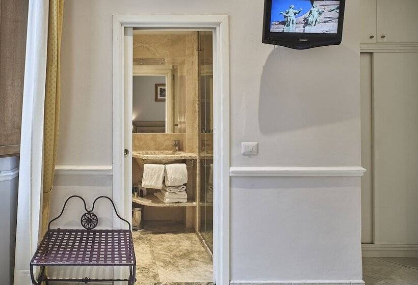 اتاق استاندارد, Albergo Chiusarelli