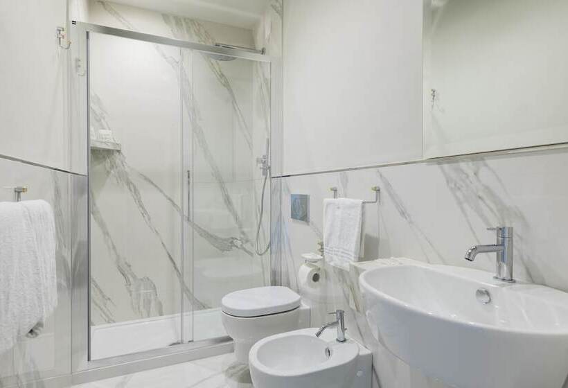 اتاق استاندارد, Albergo Chiusarelli