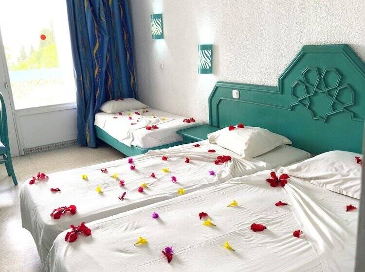 Номер Стандарт Трехместный, Green Golf Hammamet
