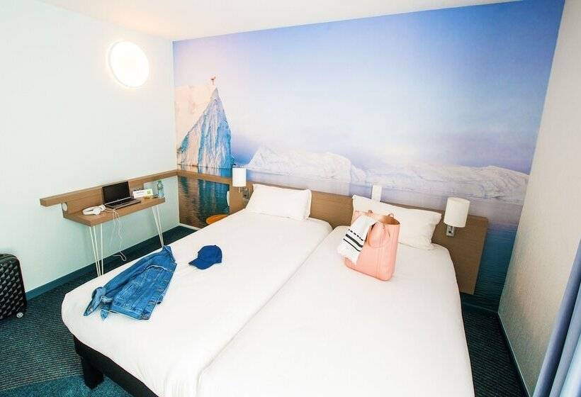 Номер Стандарт, Ibis Styles Toulon Centre Port