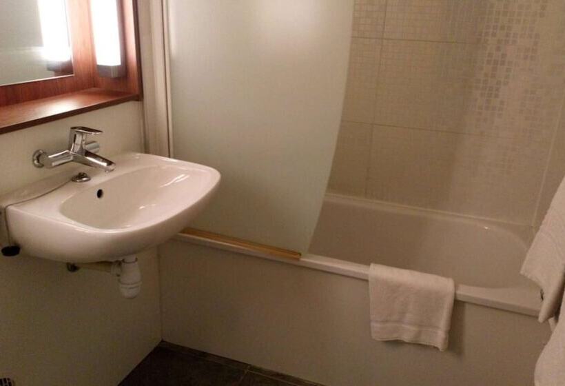 Номер Стандарт, Kyriad Direct Metz Nord – Woippy
