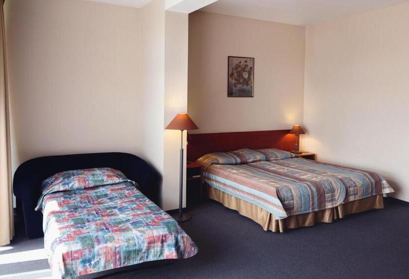 Junior Suite, Perkuno Namai
