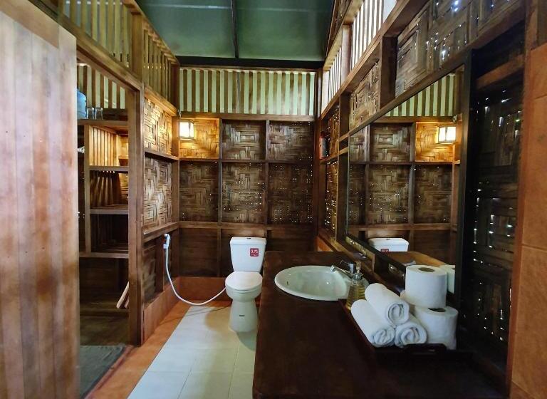 Бунгало Стандарт, Our Jungle House