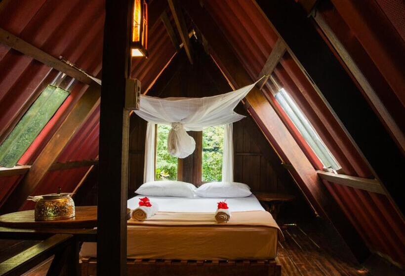 Семейное Бунгало, Our Jungle House