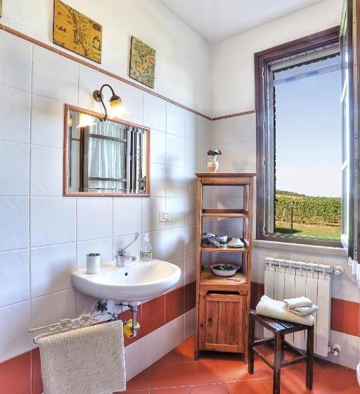 Апартаменты 1 Спальня Нижний Этаж, Appartamento Girasole   Agriturismo Le Selvole