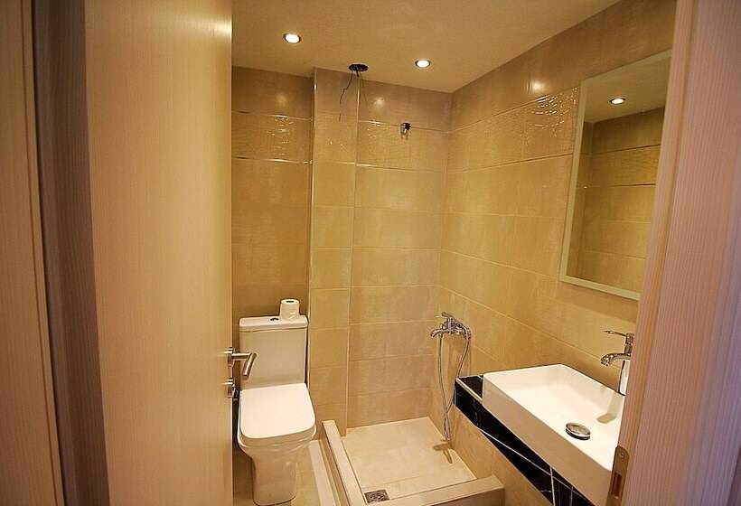 Полулюкс, Imagine Luxury Suites