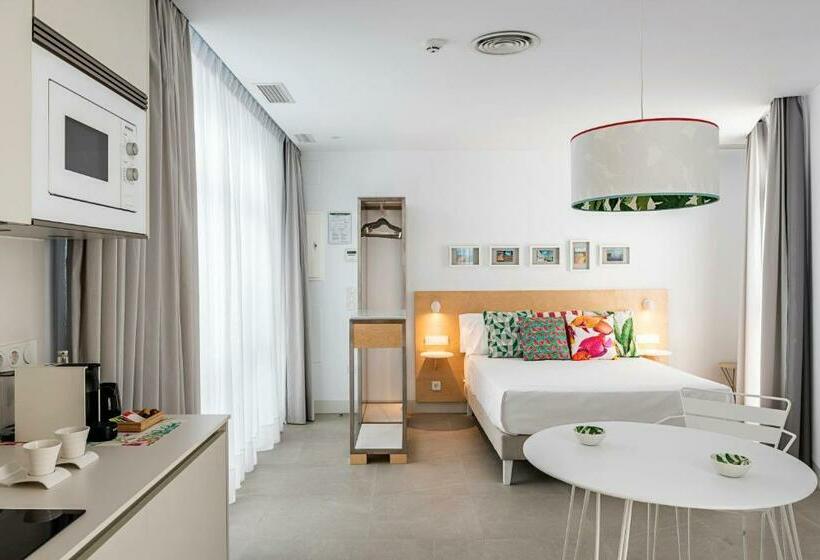Estudio Estàndard, Apartamentos Y Estudios Céntricos Conil Home Suite