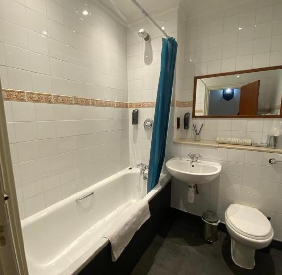 Четырехместный Номер Стандарт, No6 West Coates