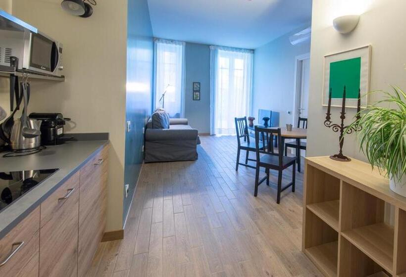 آپارتمان 1 خوابه با تراس, Casa Diverio