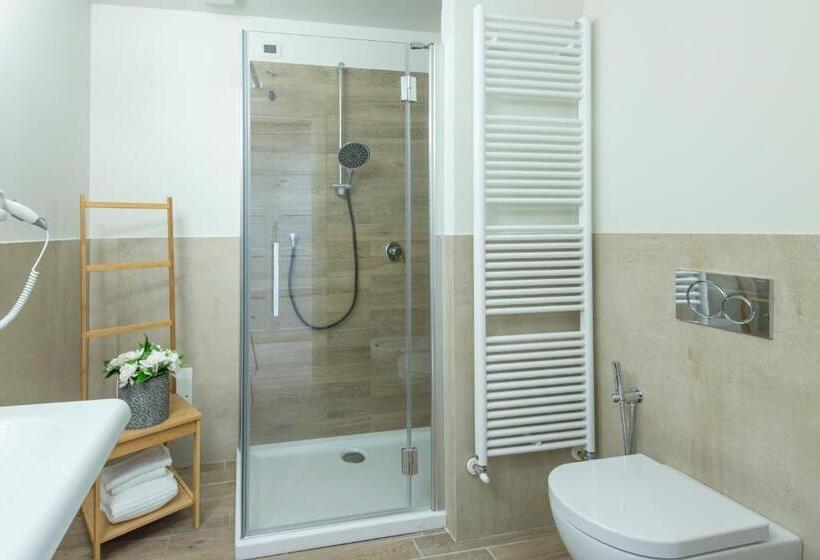 استودیوی استاندارد, Casa Diverio
