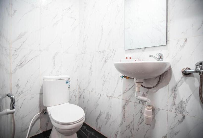 חדר סטנדרט, Taisir Residence Near Palmerah Mitra Reddoorz