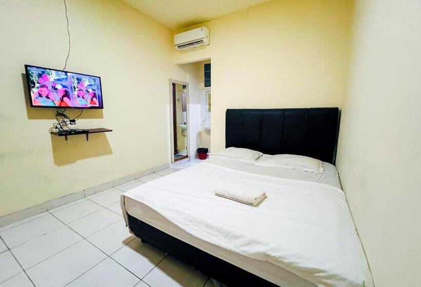 חדר סטנדרט, Taisir Residence Near Palmerah Mitra Reddoorz