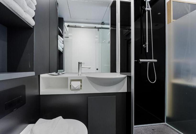 Номер Стандарт, The Z Hotel Trafalgar