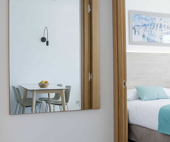 2침실 프리미엄 아파트, Aparthotel Cye Holiday Centre