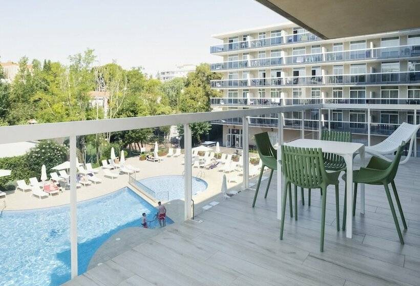 2침실 프리미엄 아파트, Aparthotel Cye Holiday Centre