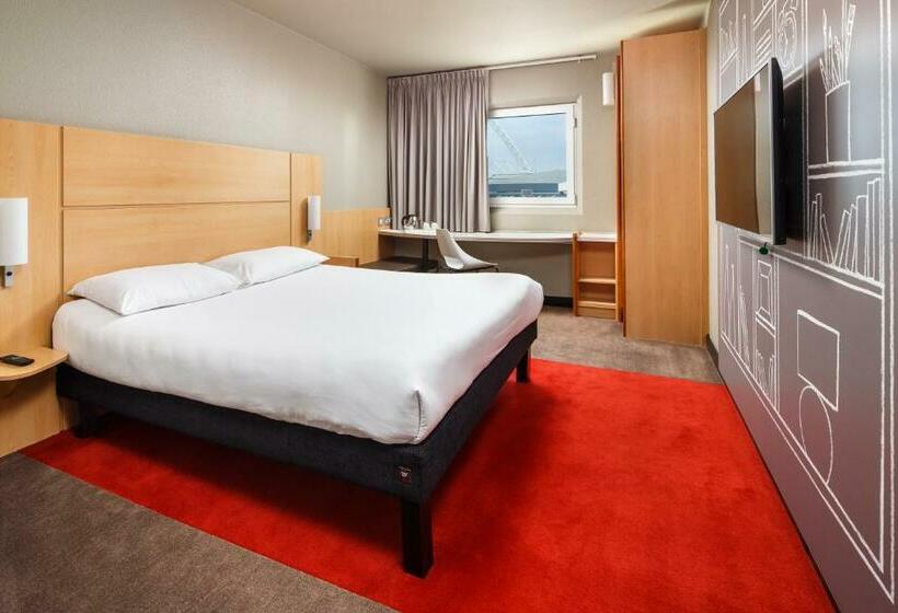 Номер Стандарт, Ibis London Wembley